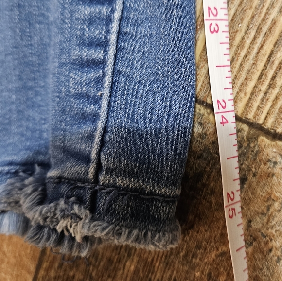 Democracy - Picture 3 of 6